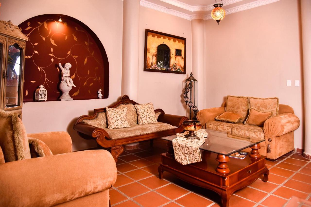 Hotel Boutique Casa Ruth En Cuenca Eksteriør billede